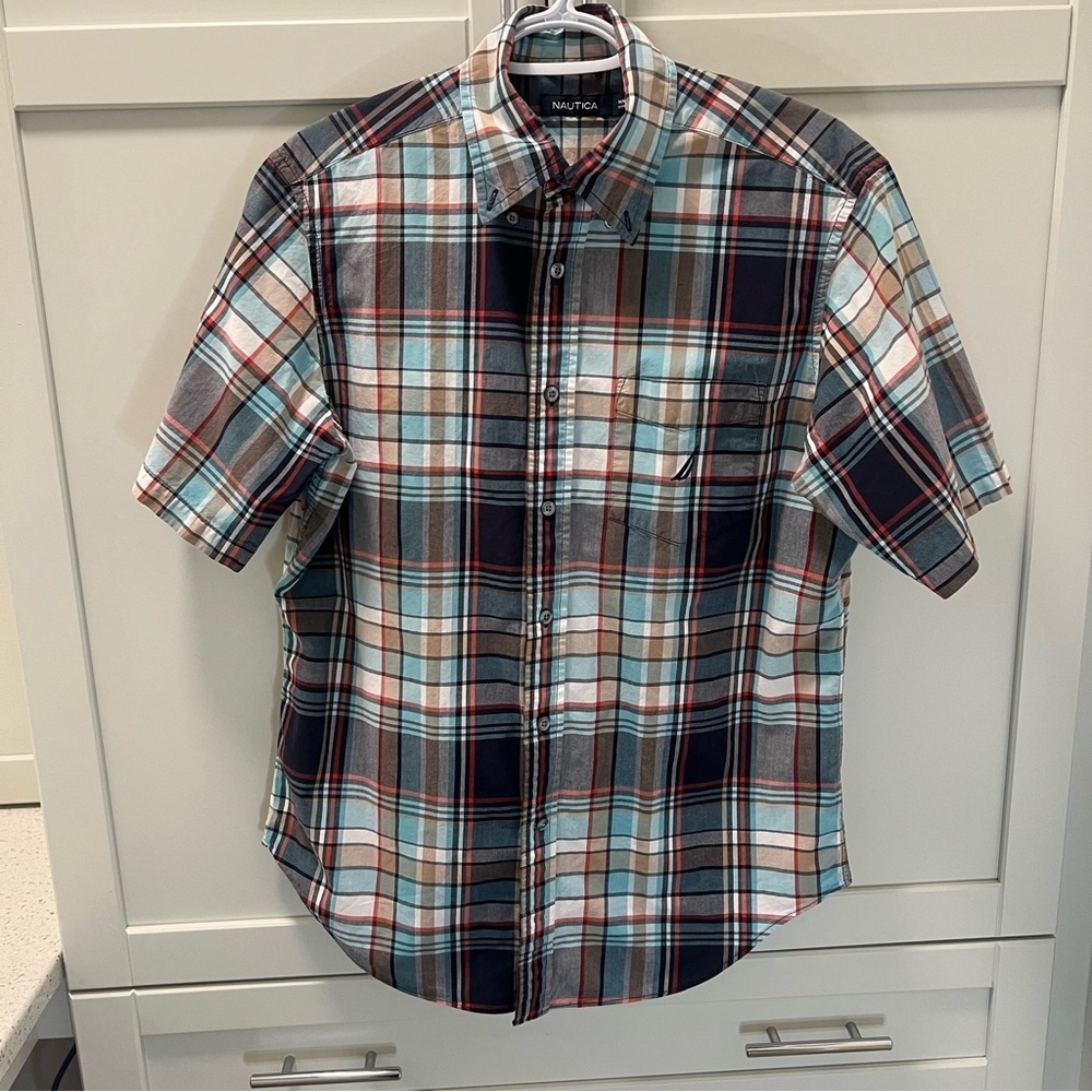 NAUTICA Plaid Red Blue Cream Short Sleeved Shirt Men's Medium